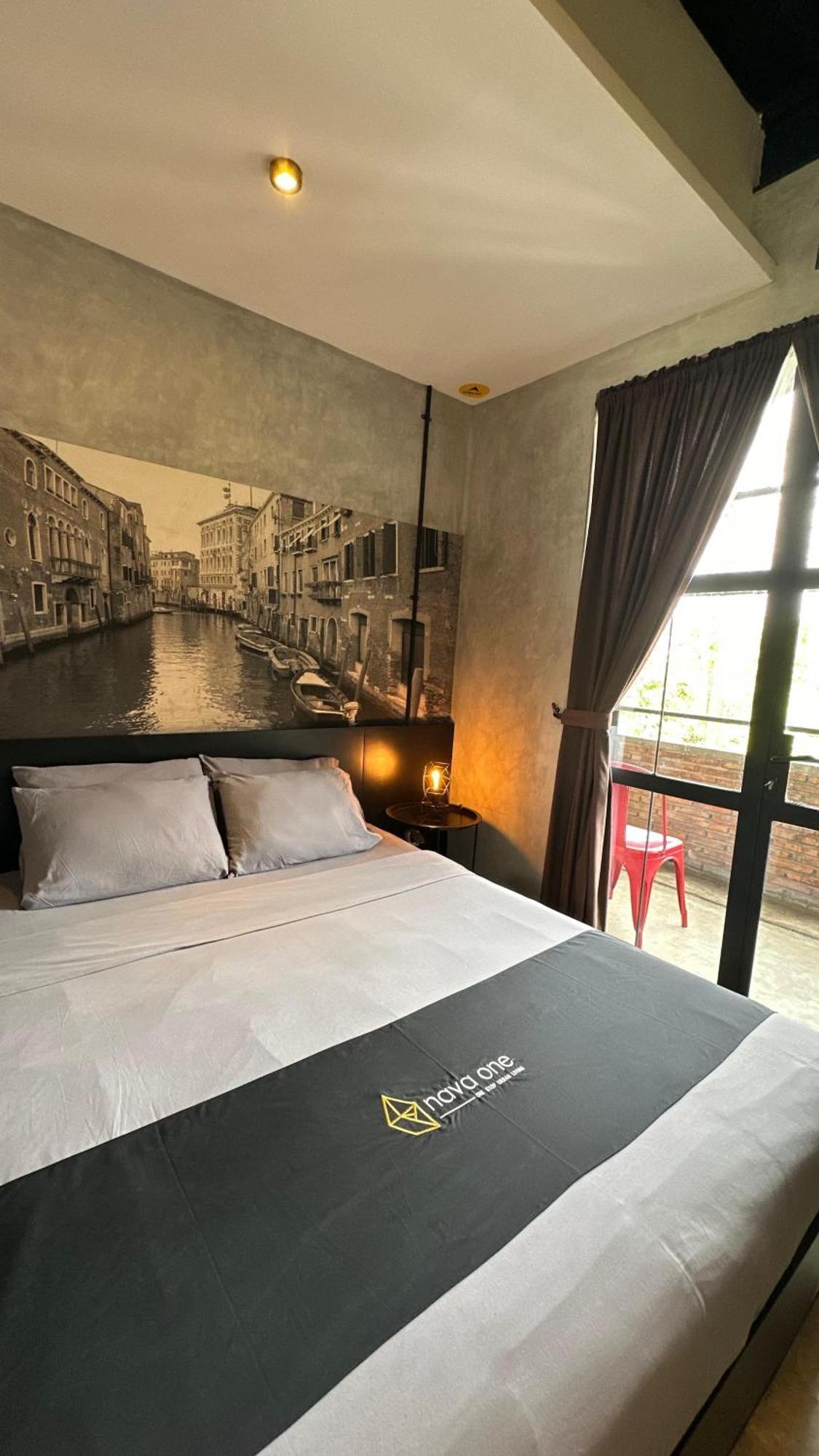 Nava One Hotel Semarang Bagian luar foto